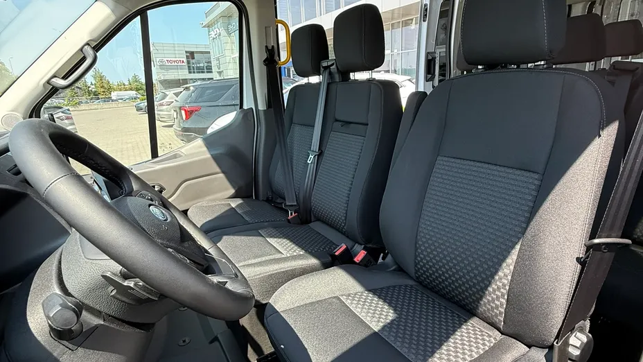 FORD Transit Transit 350 Kombi M1 L3H2 Trend Aut. Nowy