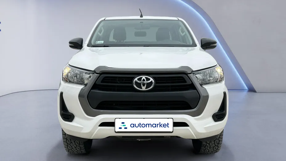 TOYOTA HiLux Hilux 2.4 D-4D Double Cab DLX 4x4