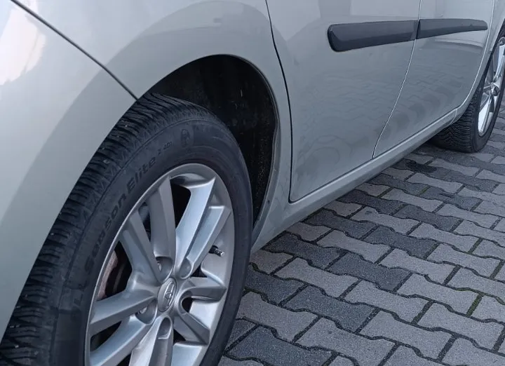 TOYOTA Auris Auris 1.6 Active