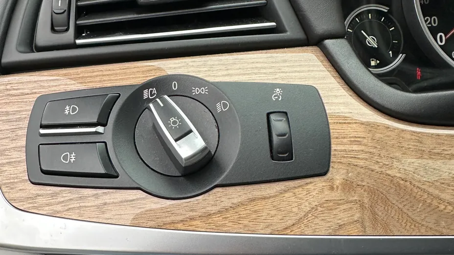 BMW Seria 5 535d xDrive Luxury Line