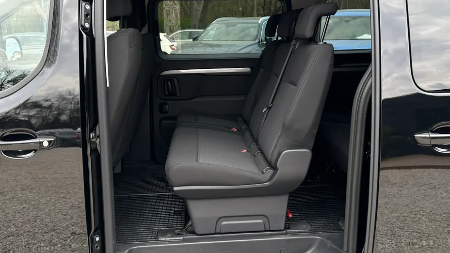 PEUGEOT Traveller Traveller 2.0 BlueHDi Long Business EAT8