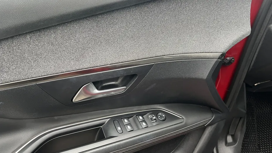 PEUGEOT 3008 3008 1.2 PureTech GPF Allure S&S EAT8