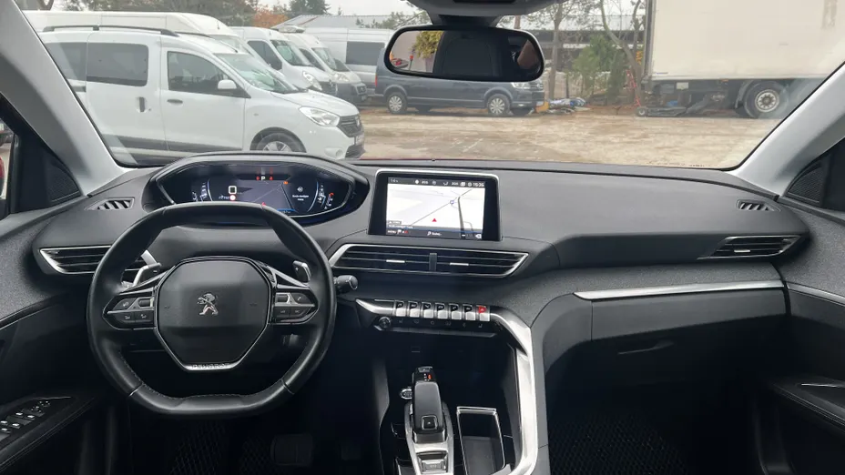 PEUGEOT 3008 3008 1.2 PureTech GPF Allure S&S EAT8