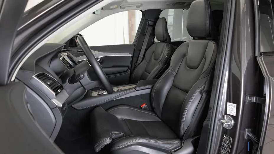 VOLVO XC90 XC90 T8 AWD Plug-In Hybrid Ultimate Dark 7os aut