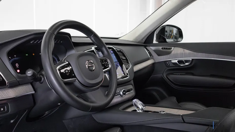 VOLVO XC90 XC90 T8 AWD Plug-In Hybrid Ultimate Dark 7os aut