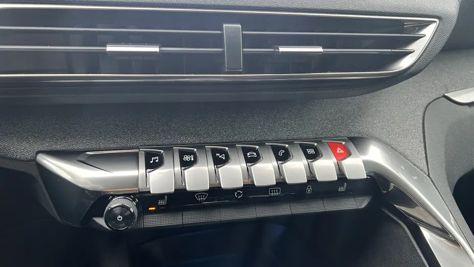 PEUGEOT 3008 3008 1.2 PureTech GPF Allure S&S EAT8