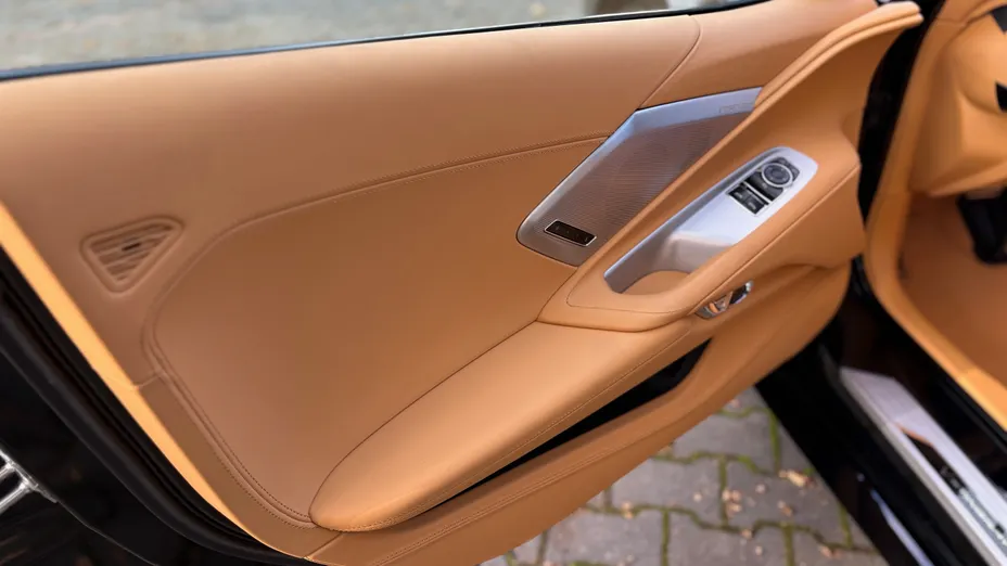 CHEVROLET (USA) Corvette -
