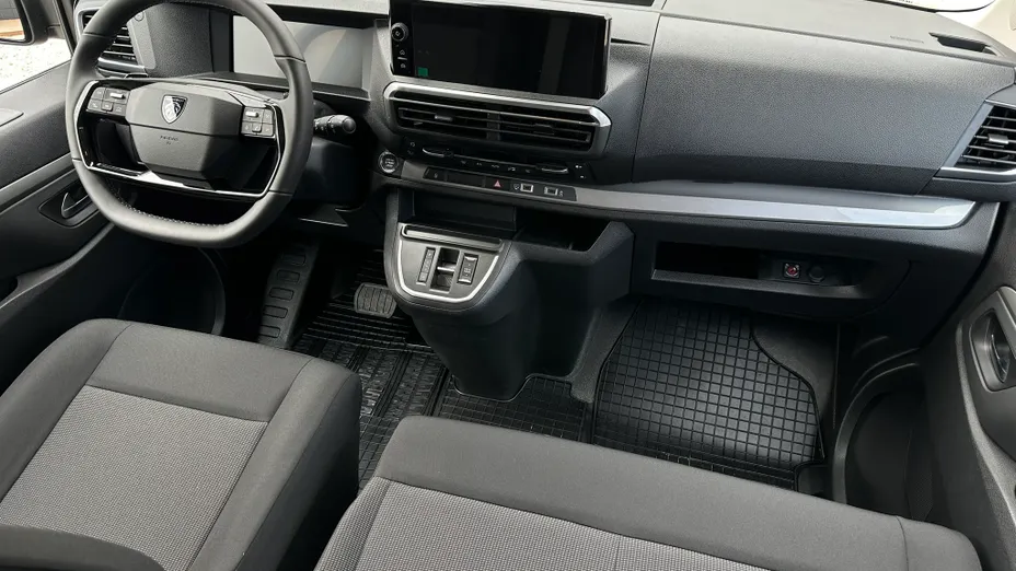 PEUGEOT Traveller Traveller 2.0 BlueHDi Long Business EAT8