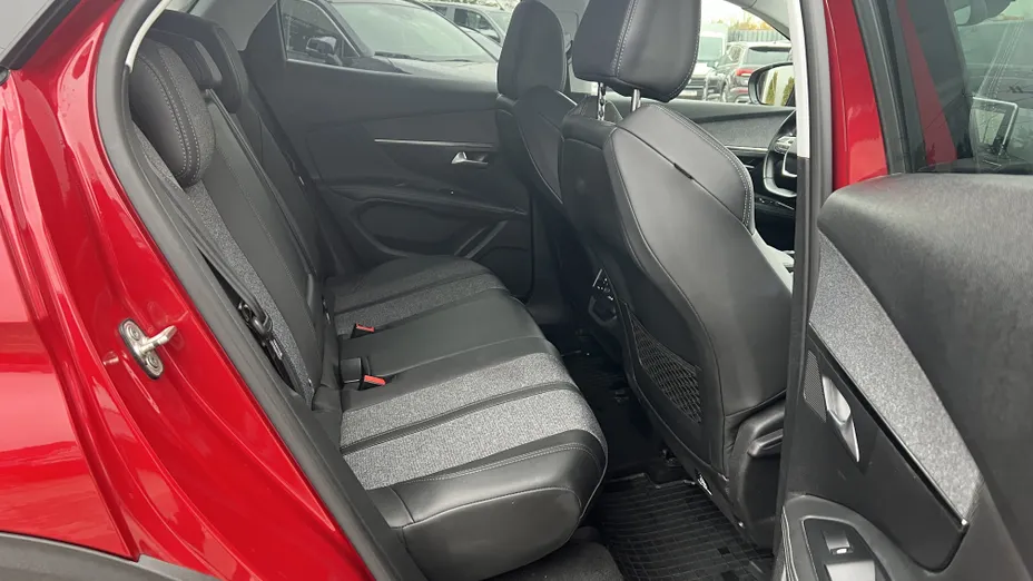 PEUGEOT 3008 3008 1.2 PureTech GPF Allure S&S EAT8