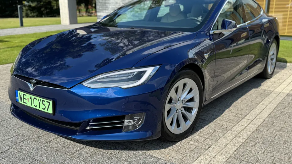 TESLA Model S S Long Range AWD