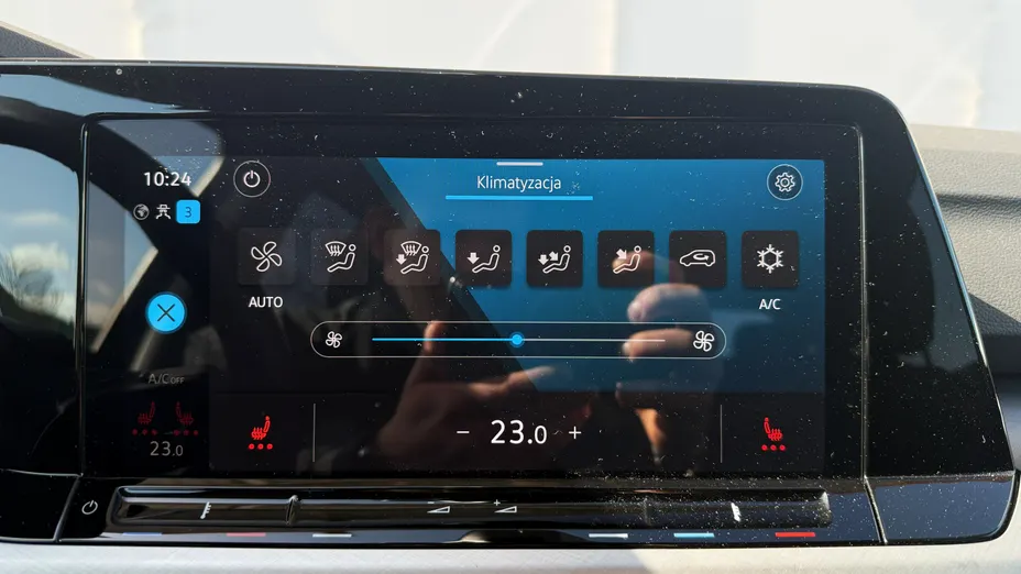 VOLKSWAGEN Golf Golf VIII 1.5 eTSI mHEV Life DSG