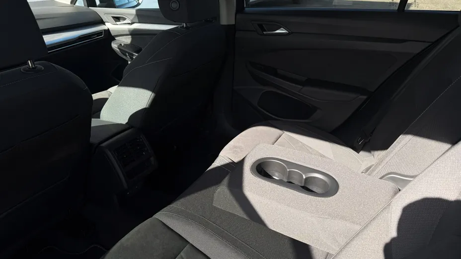 VOLKSWAGEN Golf Golf VIII 1.5 eTSI mHEV Life DSG