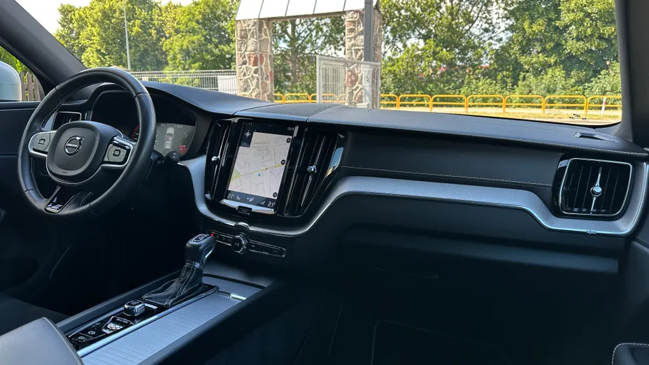 VOLVO XC60 XC60 D4 R-Design aut