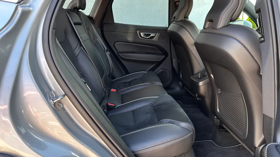 VOLVO XC60 XC60 D4 R-Design aut