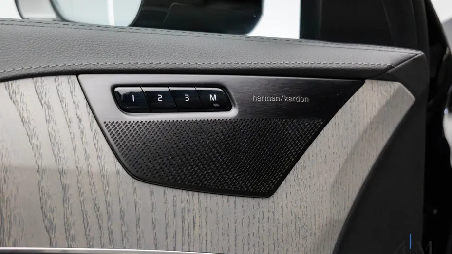 VOLVO XC90 XC90 T8 AWD Plug-In Hybrid Ultimate Dark 7os aut