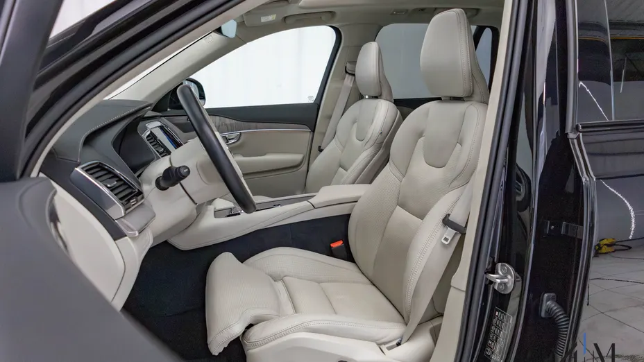 VOLVO XC90 XC90 T8 AWD Plug-In Hybrid Ultimate Dark 7os aut