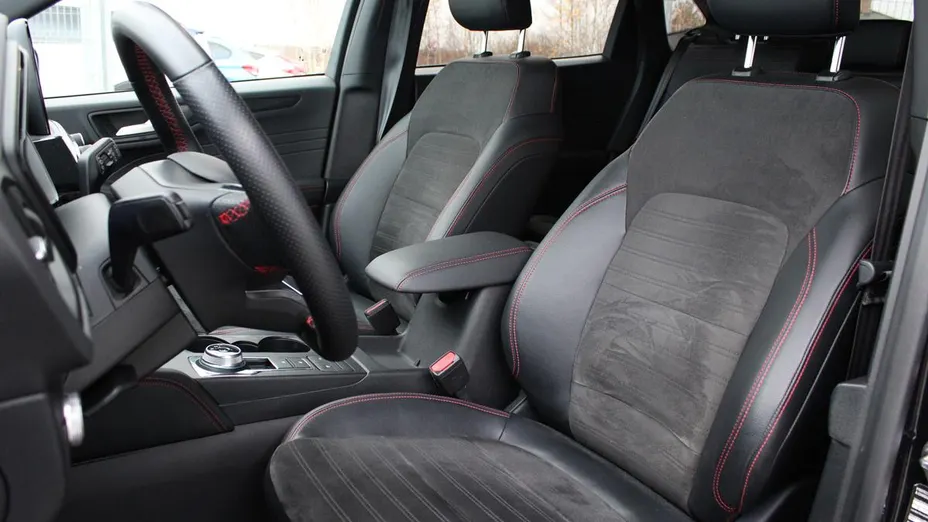 FORD Kuga Kuga 2.5 FHEV FWD ST-Line X