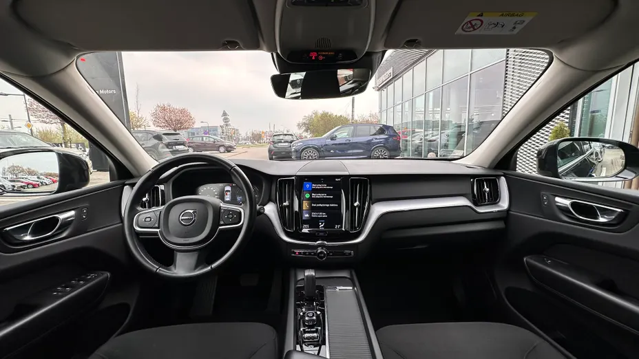 VOLVO XC60 XC60 B4 D AWD Momentum aut