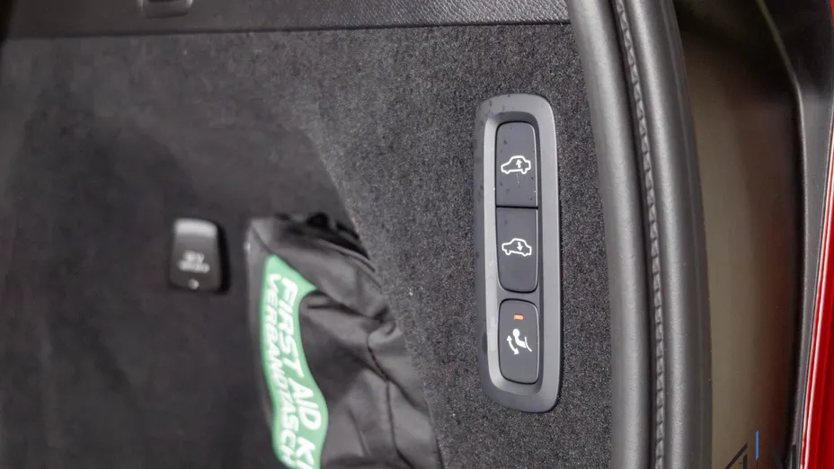 VOLVO XC90 XC90 T8 AWD Plug-In Hybrid Ultimate Dark 7os aut