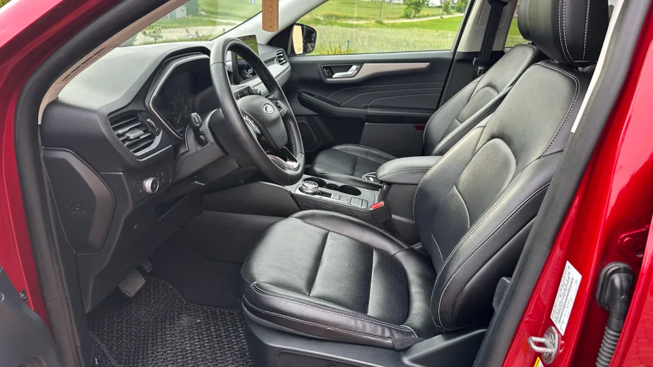 FORD Escape Escape 2.0 EcoBoost AWD Titanium