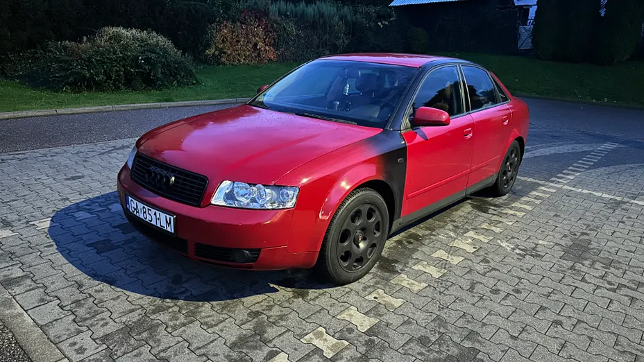 AUDI A4 -