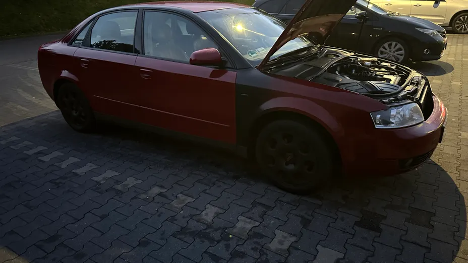 AUDI A4 -