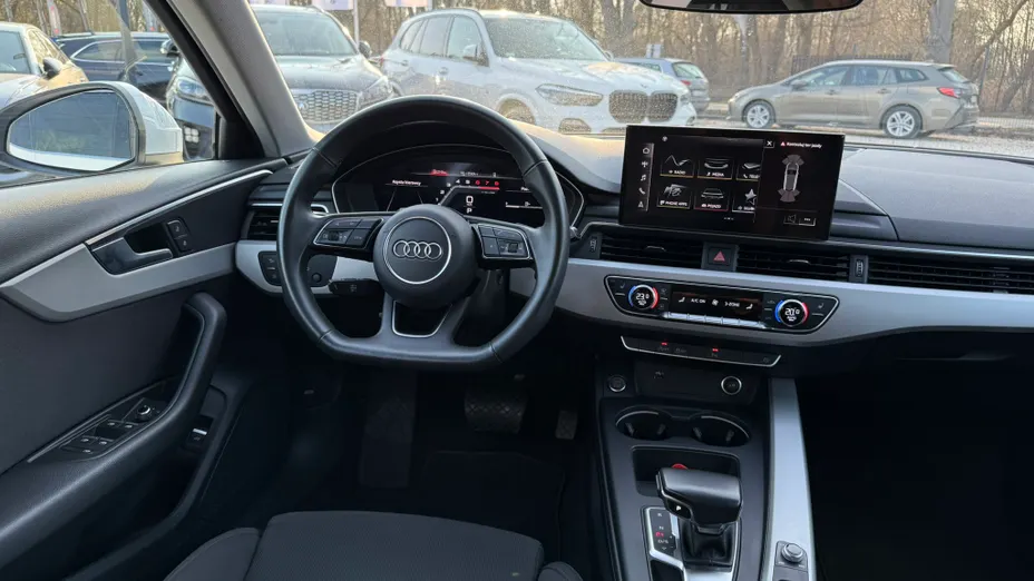 AUDI A4 A4 35 TFSI mHEV S Line S tronic