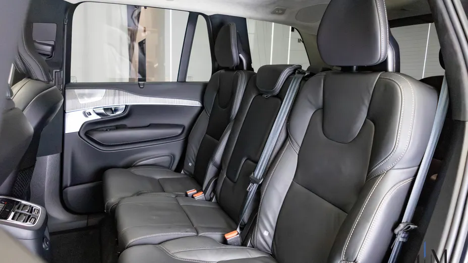 VOLVO XC90 XC90 T8 AWD Plug-In Hybrid Ultimate Bright 7os aut