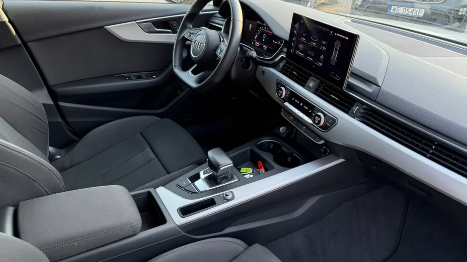 AUDI A4 A4 35 TFSI mHEV S Line S tronic