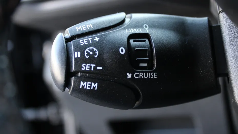 PEUGEOT 3008 3008 1.5 BlueHDi Allure Pack S&S