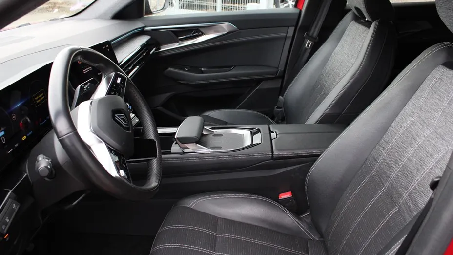 RENAULT Austral Austral 1.2 E-Tech Full Hybrid 200 Techno MMT