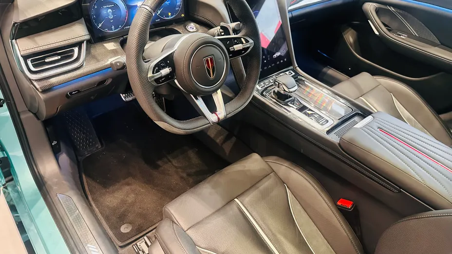 HONGQI H6 H6 2.0T Deluxe aut
