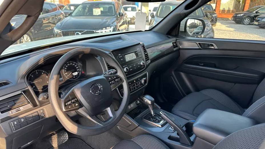 KGM / SSANGYONG Musso Musso 2.2 Crystal 4WD aut