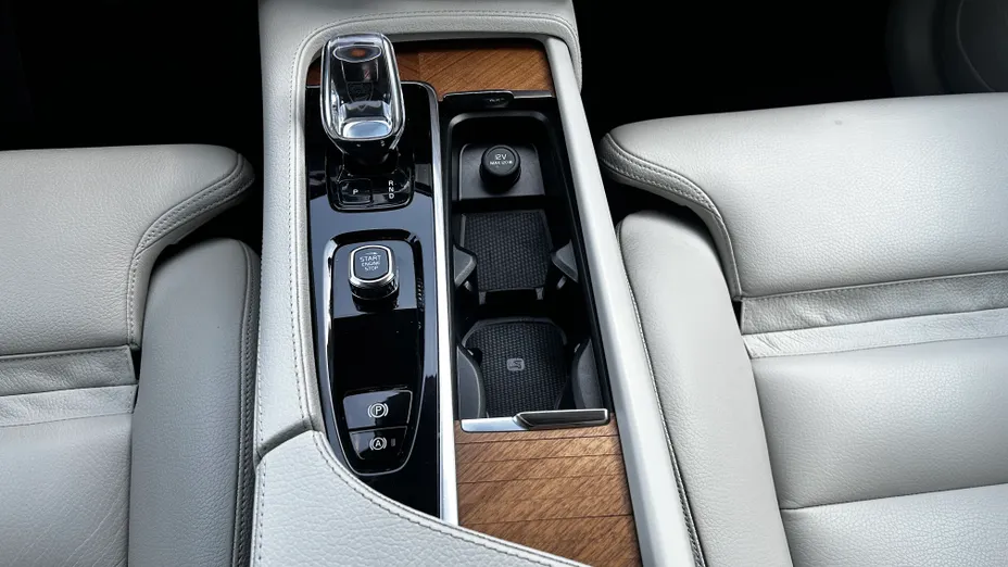 VOLVO XC90 XC90 B5 D AWD Inscription 7os aut