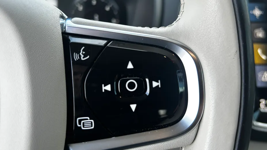 VOLVO XC90 XC90 B5 D AWD Inscription 7os aut