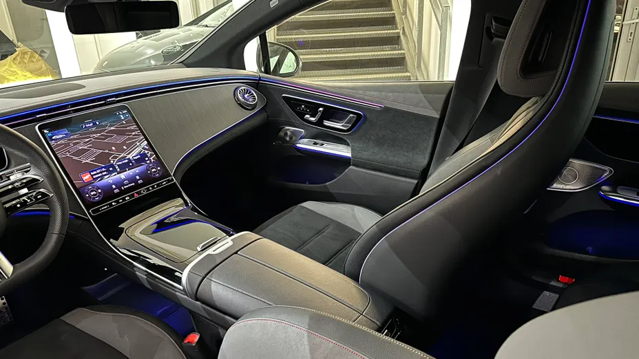 MERCEDES-BENZ EQE EQE 350 90.5kWh 4-Matic AMG Line
