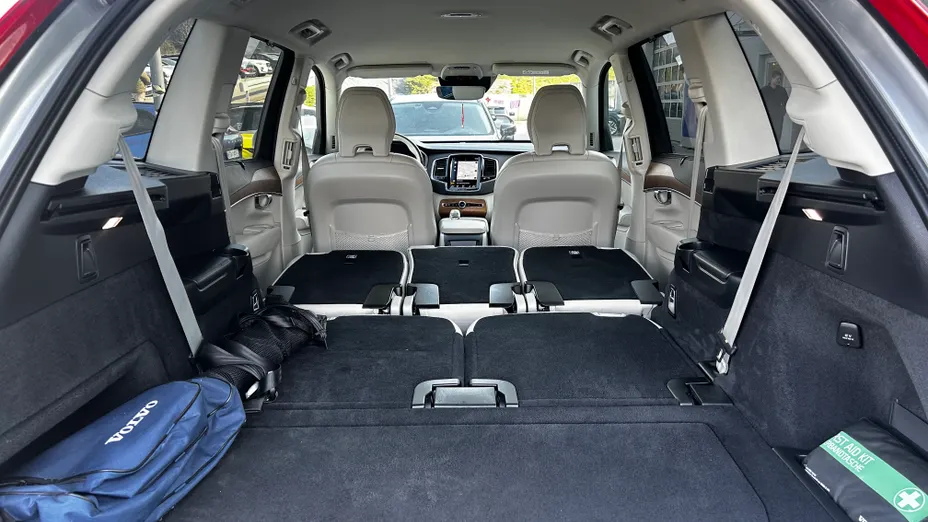VOLVO XC90 XC90 B5 D AWD Inscription 7os aut