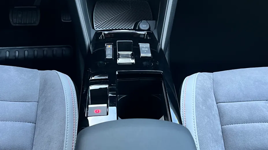 CITROEN C4 C4 1.2 mHEV Max eDCT6