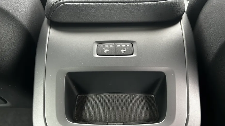 VOLVO V60 V60 B3 B Plus Dark aut