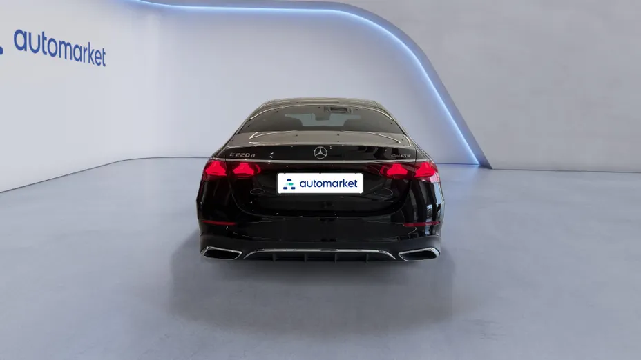 MERCEDES-BENZ E Klasa E 220 d 4-Matic AMG