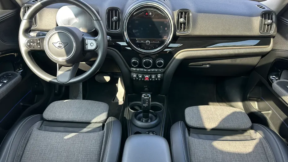 MINI [BMW] Countryman Cooper aut