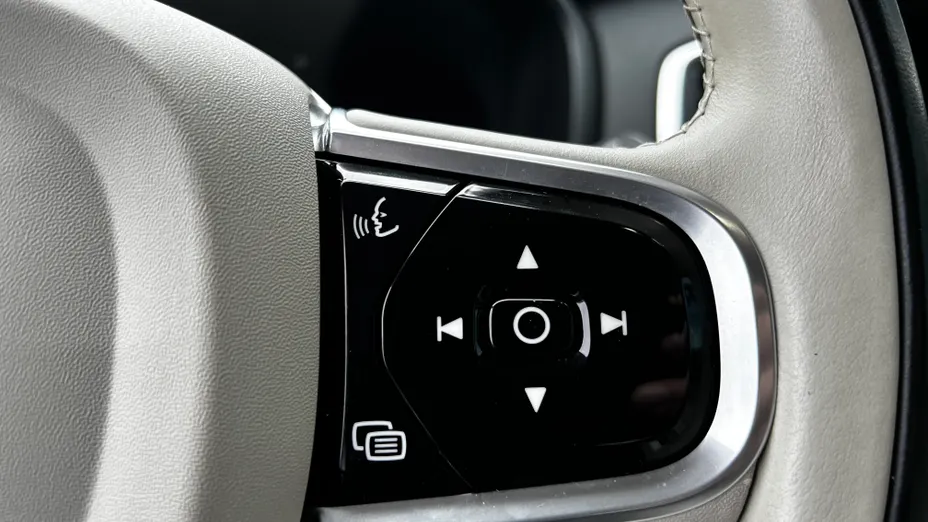 VOLVO XC90 XC90 B5 D AWD Core aut