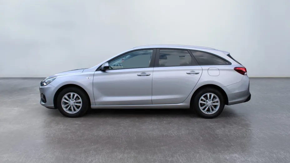 HYUNDAI i30 i30 1.5 DPI Classic +