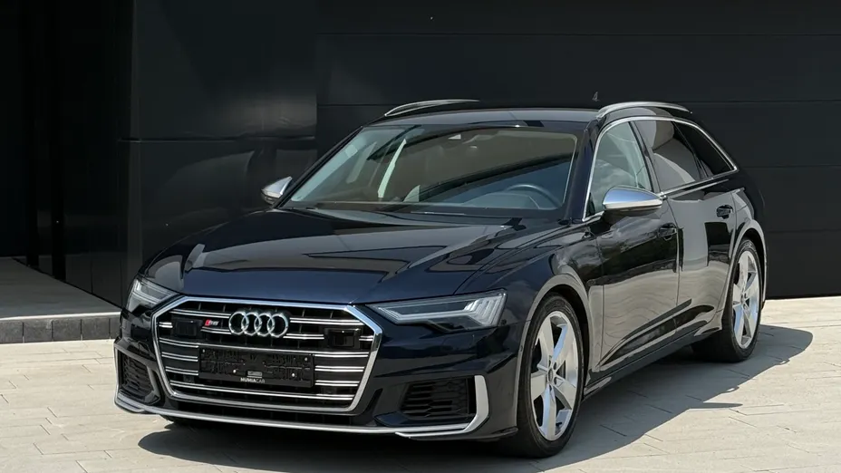 AUDI S6 Avant -