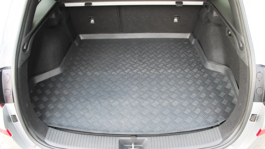 HYUNDAI i30 i30 1.5 DPI Classic +