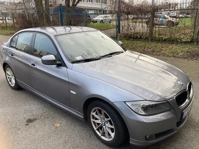 BMW Seria 3 318i