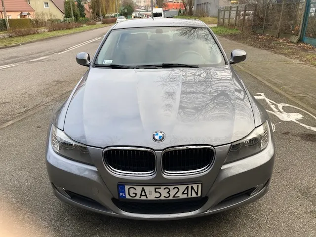 BMW Seria 3 318i