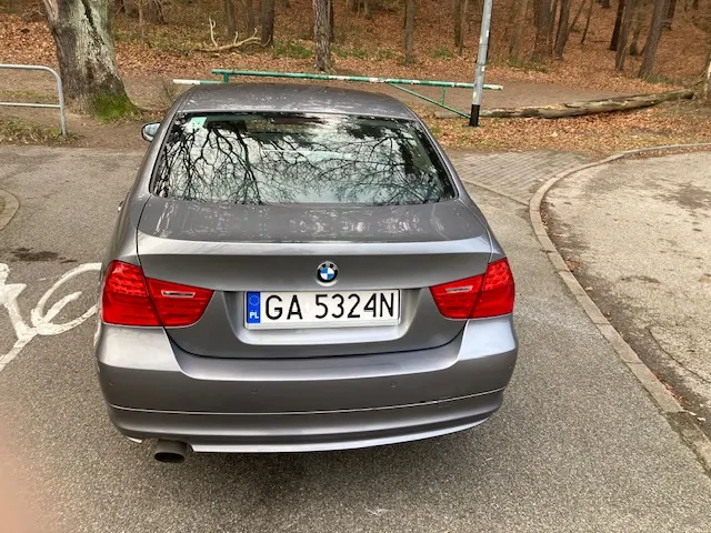 BMW Seria 3 318i