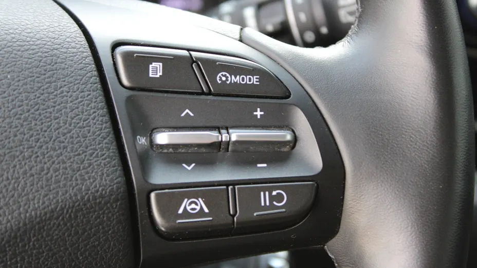 HYUNDAI i30 i30 1.5 DPI Classic +