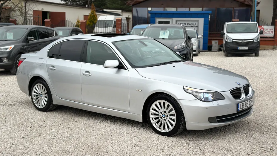BMW Seria 5 523i